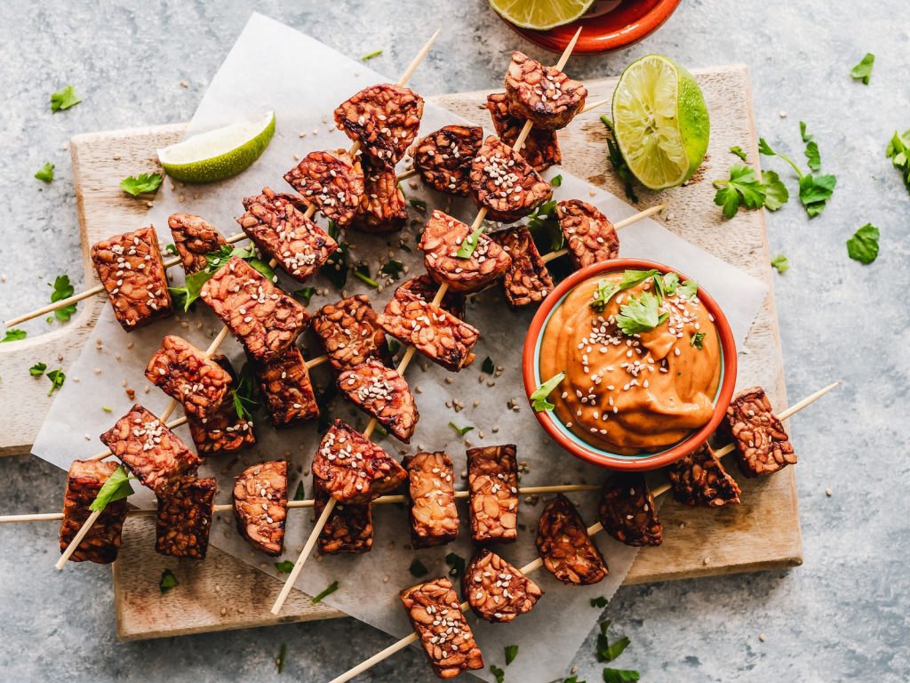 brochettes à la cacahuète